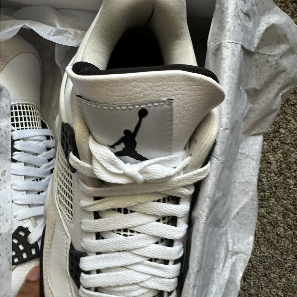 Retro Jordan 4 Military Black